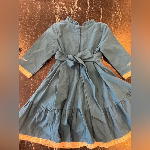 Only Young Once Girls Dress Size 4 - Picture 2 of 3